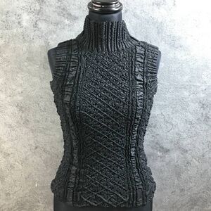 Yoshiki Hishinuma black sleeveless top